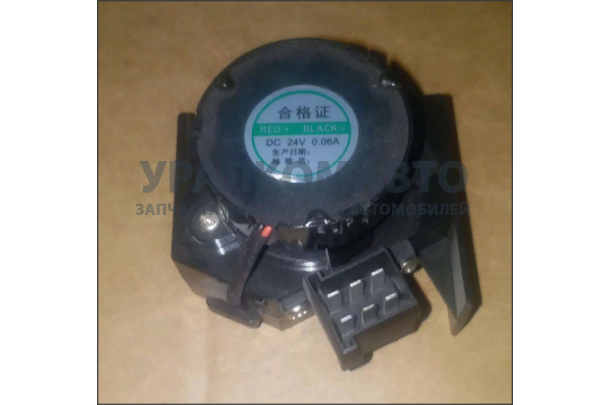 Мотор отопителя с датчиком температуры внутри кабины SHAANXI 81.61930.6070
